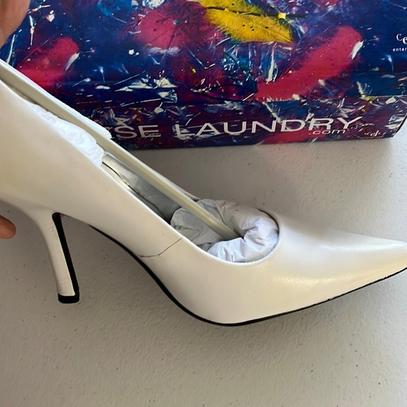 Chinese Laundry Women's Spicy Pointed Toe Pump. - Picture 4 of 8